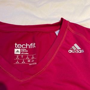 Adidas - Longsleeve Fittech V-Neck Athletic Workout Top in Medium